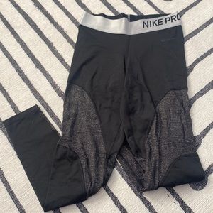 NIKE PRO leggings